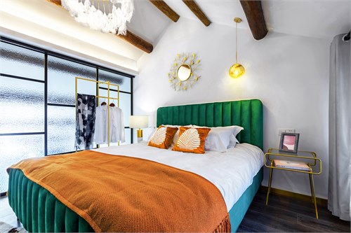 浴室木地板上墻效果圖 感受幽蘭芬芳_12