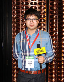 澳森地板企劃部經(jīng)理朱勇