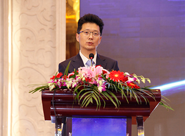 持續(xù)實(shí)現(xiàn)“走出去與引進(jìn)來”深化與木地板行業(yè)的合作，推動木地板行業(yè)的發(fā)展壯大。